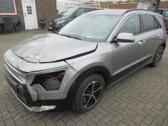 Kia Niro 1.6 Plug-in-Hybrid Aut 25.300km!! Climatronic HalfLeer Navi Camera Keyless-Go StoelStuur Verwarming.... picture 6