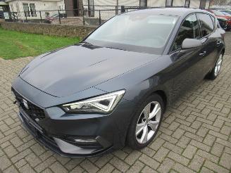 Auto incidentate Seat Leon Leon 1.0TSI  FR  Climatronic Navi HalfLeer Stoel/StuurVerwarming Keyless-Go ... 2021/3