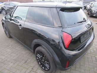 Coche accidentado Mini Cooper Cooper C 1.5 Aut. 7.817km!! Climatronic HalfLeer Navi Camera Panorama-D Head-Up Stoel/Stuur-Verwarming... 2024/12