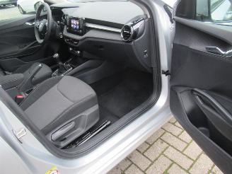 Skoda Fabia 1.0B Ambition 33.800km!!  Start&Stop Climatronic StoelVerwarming Keyless-Go  CruiseControl  Parktronic.... picture 13