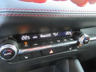 Mazda 3 2.0 e-Skyactiv-X 186pk MildHybrid  Climatronic Navi Camera Headup-Display StoelVerwarming.... picture 17