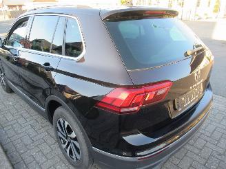 Avarii autoturisme Volkswagen Tiguan 1.5TSI 150ps DSG Aut.Climatronic Navi Camera StoelVerwarming..... 2021/3