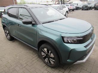 Opel Frontera 1.2T 136 eDTC Aut. 18980km!!  MildHybrid Climat Navi Camera Stoel/Stuur-Verwarming ...... picture 3