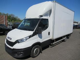 škoda dodávky Iveco Daily 35S16 KOFFER 3.0D Aut.Climatronic CruiseControl Dhollandia-Lift.... 2022/3