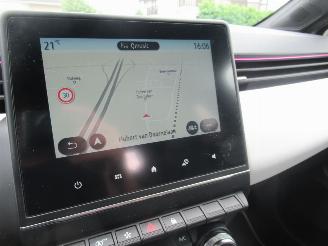Renault Clio Tce 90 Techno  Climatronic HalfLeer Navi Camera AmbientLight picture 16