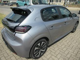 Peugeot 208 1.2 Hybrid AUT. Airco CruiseControl Parktronic Navigatie-Android/Carplay picture 4