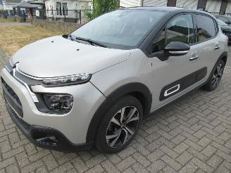 Citroën C3 1.2 PureTech Start&Stop 27.700km!! Airco-Aut Navi HalfLeer Keyless-Start Parktronic CruiseControl picture 2
