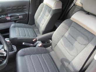 Citroën C3 1.2 PureTech Start&Stop 27.700km!! Airco-Aut Navi HalfLeer Keyless-Start Parktronic CruiseControl picture 19