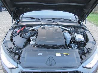 Audi A4 Avant 2.0TDI S Tronic Aut. S-LINE HalfLeer Navi Trekhaak-Klapbaar..... picture 13