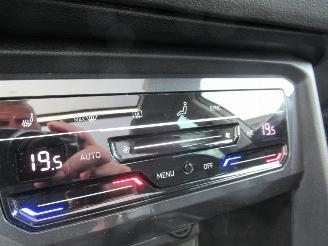 Volkswagen Tiguan 1.5TSI 150pk DSG Aut. Climatronic Leer Navi Camera Pano/Schuifdak Stoel/Stuur Verwarming  Elec.Achterklep picture 26