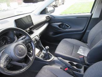 Toyota Yaris 1.5i-VVTi  Airco Camera CruiseControl Pdc Navi>android Auto/Carplay picture 18