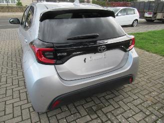 Toyota Yaris 1.5i-VVTi  Airco Camera CruiseControl Pdc Navi>android Auto/Carplay picture 8