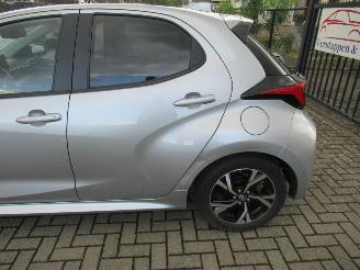 Toyota Yaris 1.5i-VVTi  Airco Camera CruiseControl Pdc Navi>android Auto/Carplay picture 10