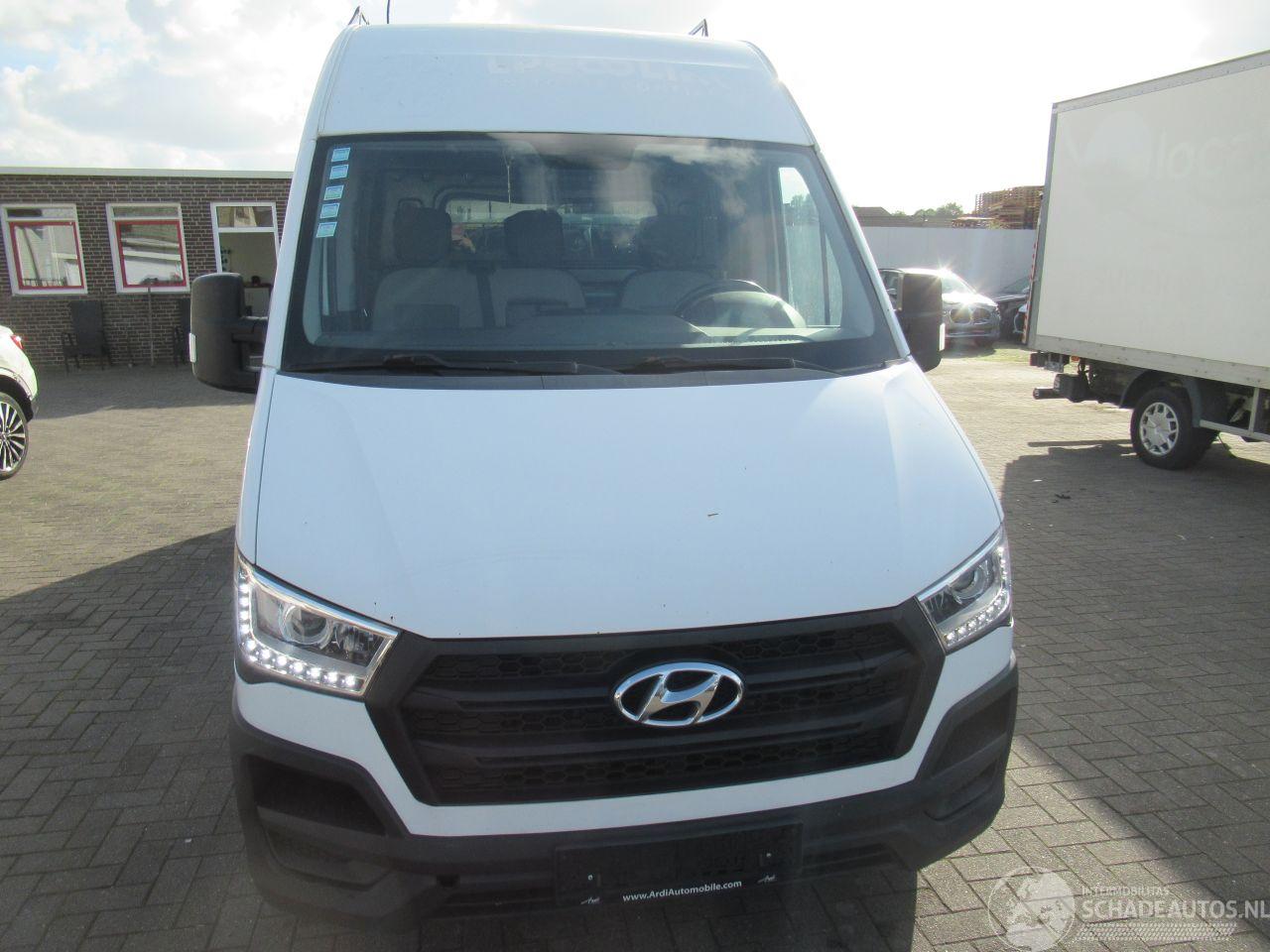 Hyundai H-350 2.5D 150pk Hoog/Lang Airco Navi CruiseControl.....