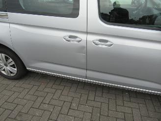 Volkswagen Caddy maxi 2.0TDI  7-Zits  iQ-Drive Climatronic Camera Navi>Android of Carplay CruiseControl Front Assist Pdc.... picture 7