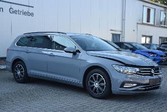 Vaurioauto  passenger cars Volkswagen Passat Volkswagen Passat Variant Business, DSG, Navi, Kamera, AHK 2022/8