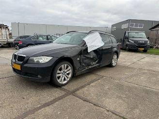 Auto incidentate BMW 3-serie 320d Touring 2006/10