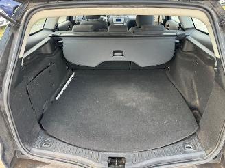 Ford Mondeo 2.0 16v Wagon Limited picture 18