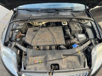 Ford Mondeo 2.0 16v Wagon Limited picture 10