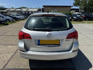 Opel Astra 1.4 Cosmo Sportstourer picture 14