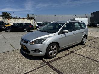 Auto incidentate Ford Focus 1.6 Comfort Wagon 2011/2