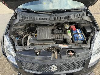 Suzuki Swift 1.3 Comfort picture 9