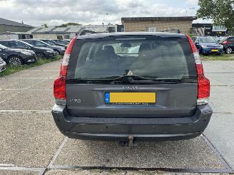 Volvo V-70 2.5 D5 picture 11
