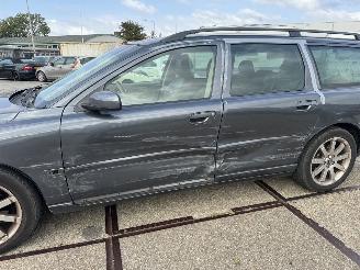 Volvo V-70 2.5 D5 picture 13