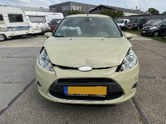 Ford Fiesta 1.4 Ghia 5drs picture 11