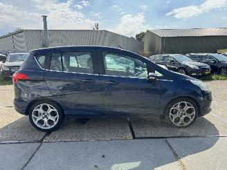 Ford B-Max 1.0 Ecoboost Titanium picture 16