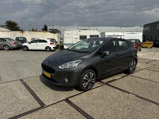 damaged passenger cars Ford Fiesta 1.1 TREND 2018/4
