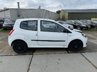 Renault Twingo 1.2 16v Authentique picture 15