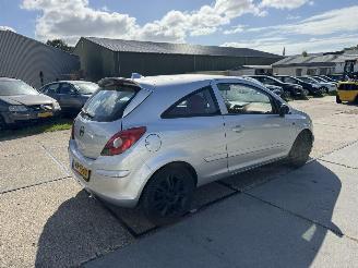 Opel Corsa 1.4 16v picture 3