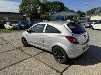 Opel Corsa 1.4 16v picture 4