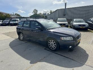Volvo V-50 1.6 D2 Kinetic picture 2