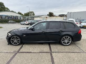 BMW 3-serie 318i Touring Luxury Line picture 15