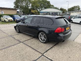 BMW 3-serie 318i Touring Luxury Line picture 4