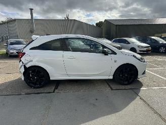 Opel Corsa 1.0 Turbo Black Roof Edition picture 17