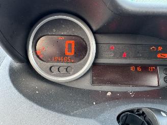 Renault Twingo 1.2 16v Collection picture 6