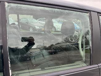 Renault Espace 3.5 V6 INITIALE picture 16