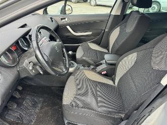 Peugeot 308 1.6 VTi  SW  Active picture 5