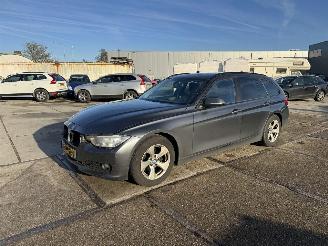 Unfallwagen BMW 3-serie 320d Touring 2015/6