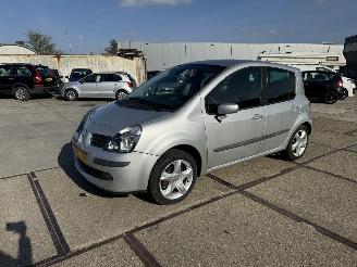 škoda osobní automobily Renault Modus 1.4 16v Dynamique 2007/9