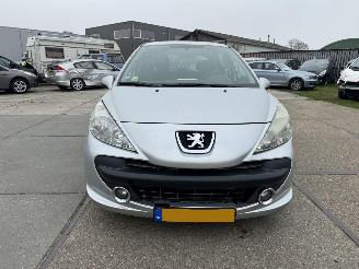 Peugeot 207 1.4 VTI Urban Move picture 12