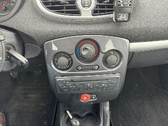 Renault Clio 1.5 DCI Collection picture 8