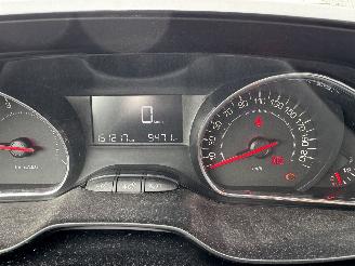 Peugeot 208 1.2 VTI Envy picture 7