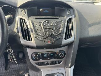 Ford Focus 1.0 Ecoboost Wagon Edition Plus picture 8