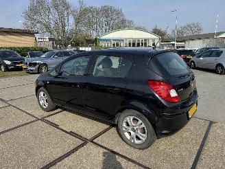 Opel Corsa 1.2 16v Berlin 5drs picture 4