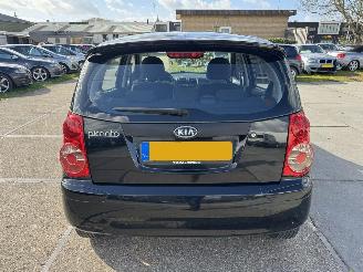 Kia Picanto 1.0 SEVEN picture 11
