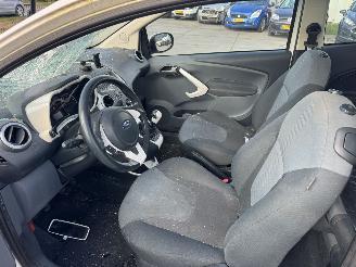 Ford Ka 1.2 Titanium X picture 5